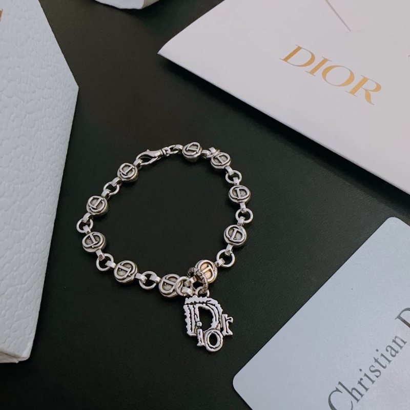 chr1st1an D10r necklaces